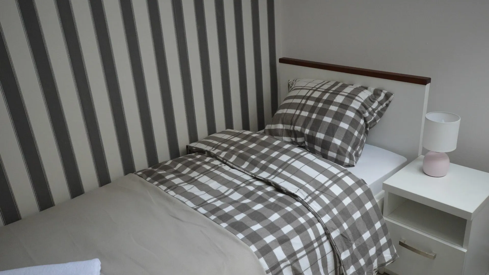 ***  Cracow Central Aparthotel Kraków Polen