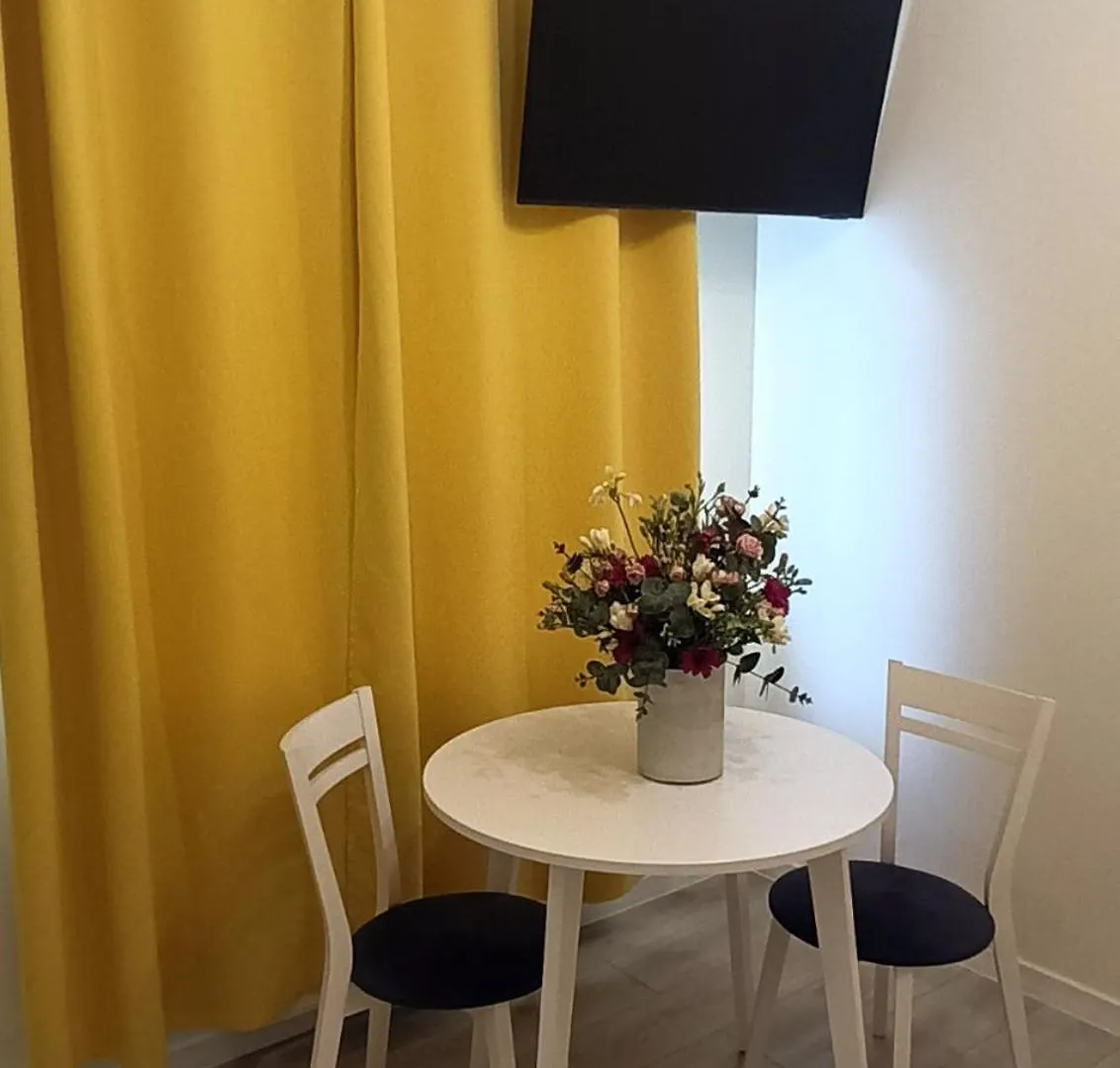 Cracow Central Aparthotel Krakow 3*,